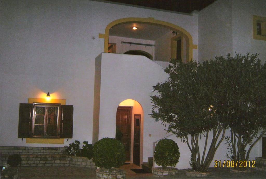 Cerigo House Apartment Kondolianika ภายนอก รูปภาพ